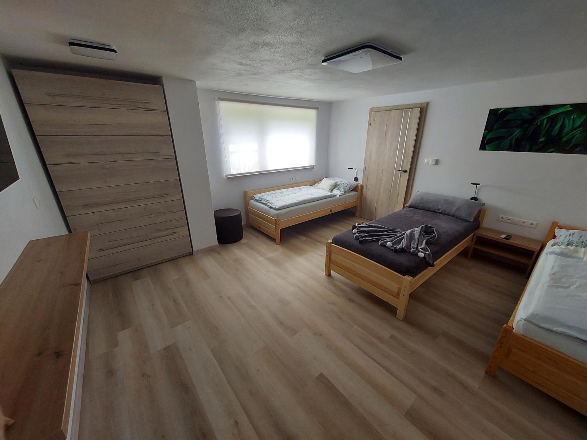 U Mna Doma Apartment Lucatin Bagian luar foto