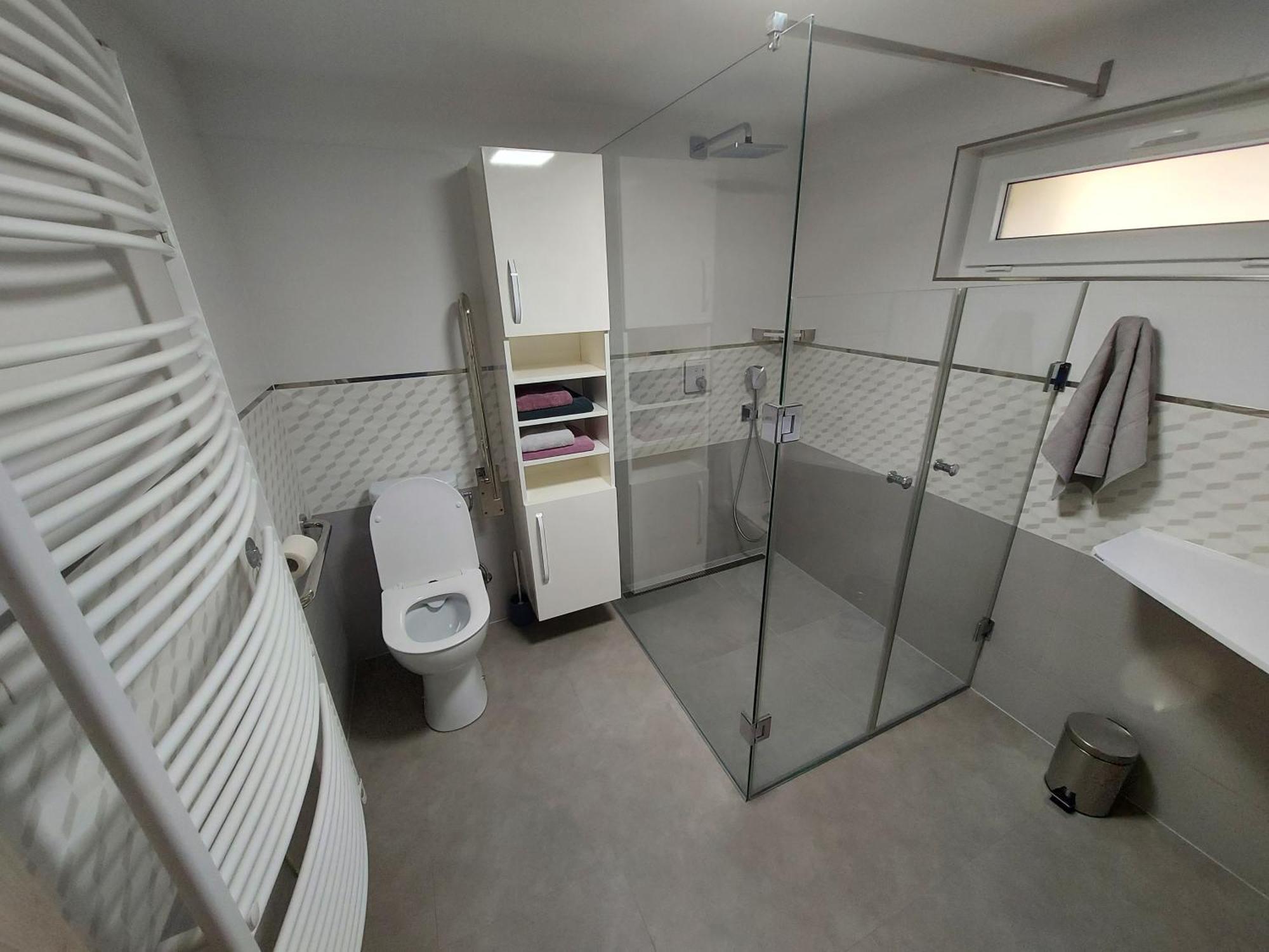 U Mna Doma Apartment Lucatin Bagian luar foto